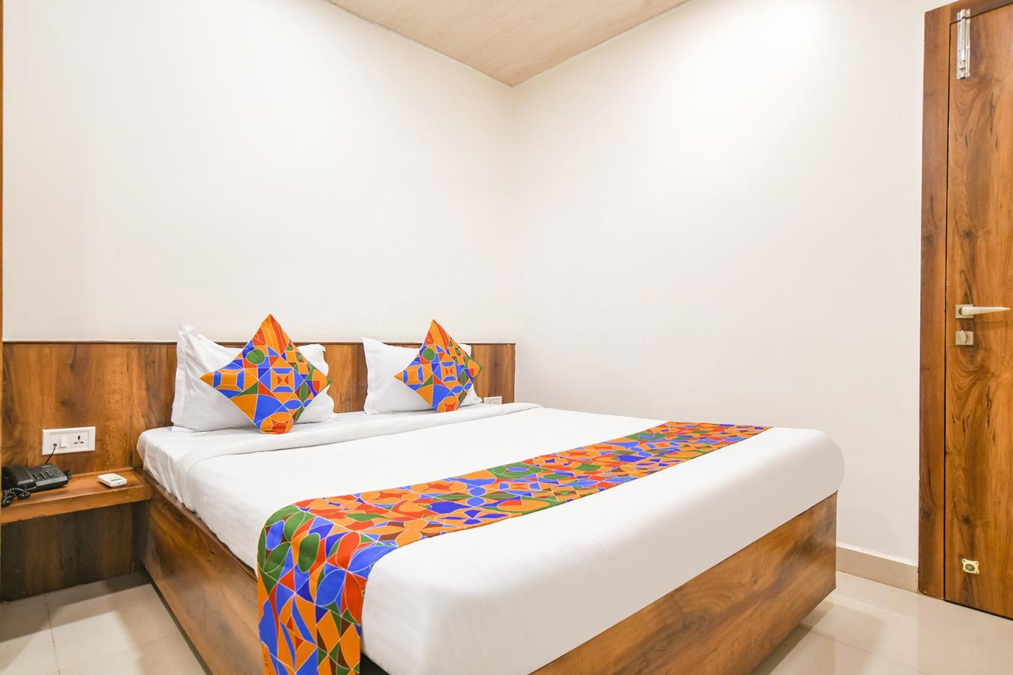Fabexpress The King Palace Indore Bagian luar foto